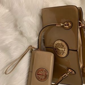 Purse & wallet